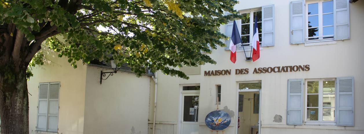 Maison des associations de Saint-Nom-la-Bretêche