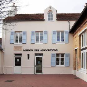 © Pascal Bouchain Mairie Saint-Nom-la-Bretêche